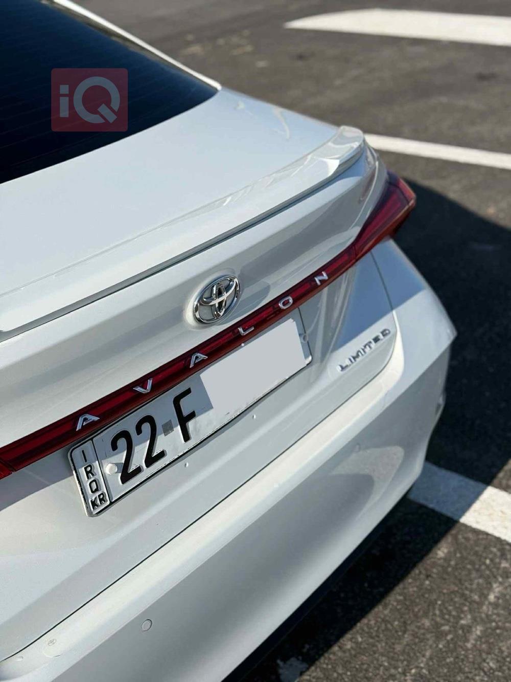 Toyota Avalon